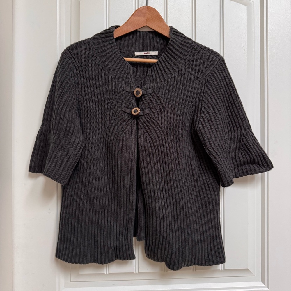 Levi’s Cotton Blend Short Sleeve Open Cardigan with Toggle Button Closure. L